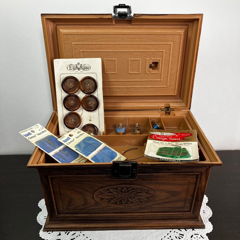 Lerner Sewing Box Vintage Faux Wood 11x7x6 Brown Plastic Craft Organizer Notions